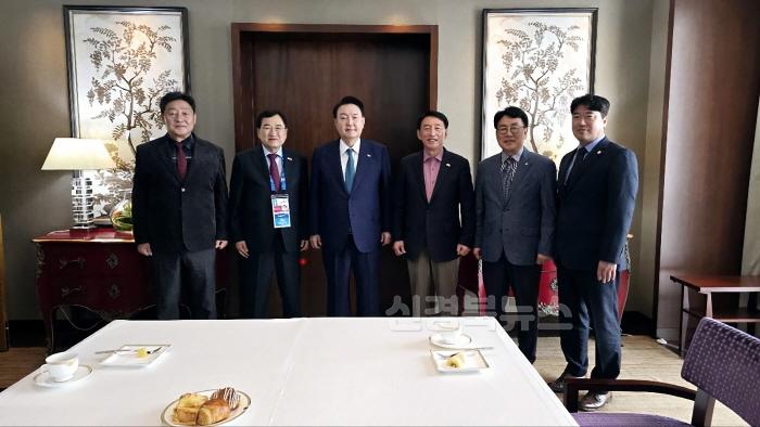 [크기변환]1. 경주시 2024 APEC 페루 정상회의 현장에서 2025 경주 APEC 성공 준비 박차 .jpg