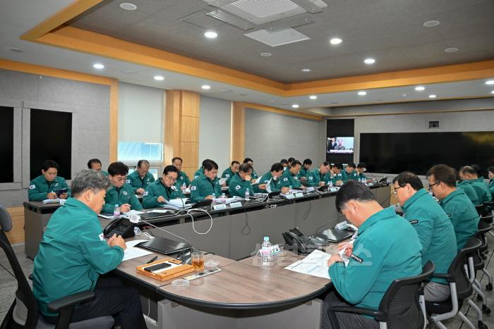 [크기변환]2-2_영덕군, 민생 안정 및 겨울철 재난안전 대책 회의.jpg
