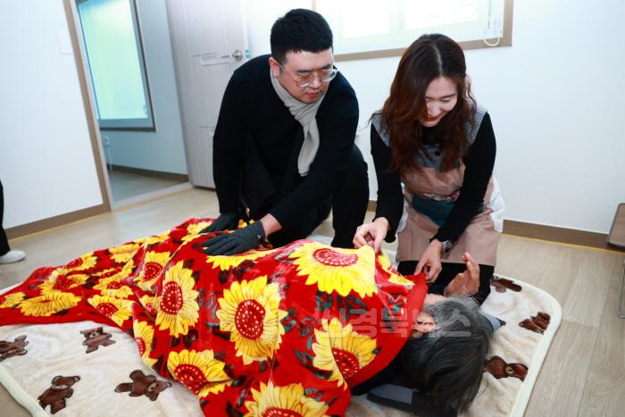 [크기변환]차별화된 복지제도로 주민 곁에 더 가까이~울진형 긴급복지지원제도 시행 (1).JPG