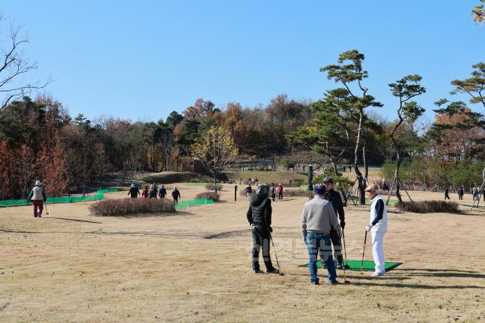 [크기변환]20241118패밀리파크파크골프장현장점검(산림녹지과)_1086906_original.JPG