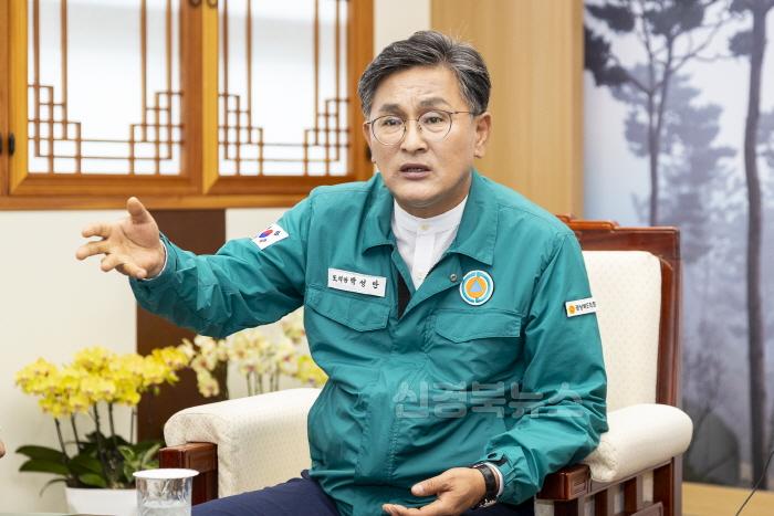 [크기변환]박성만_의장님_사진.jpg