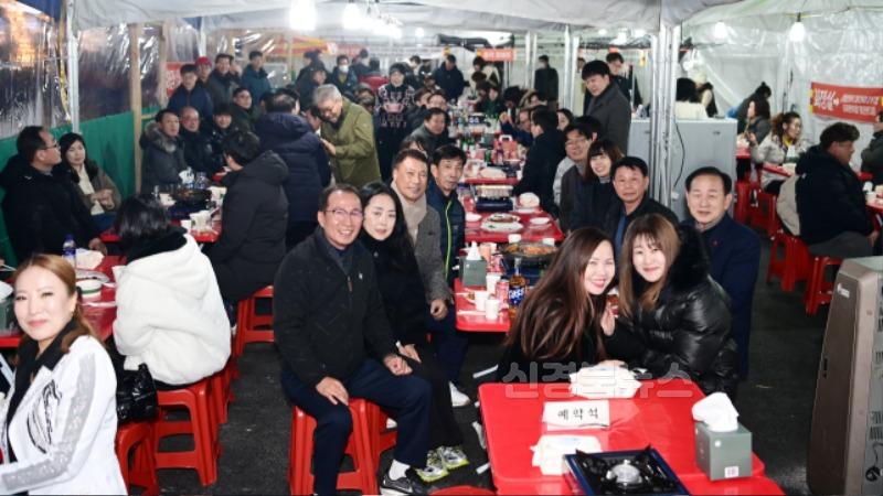 1-2. 문화의거리 포장마차(정책기획단).jpg