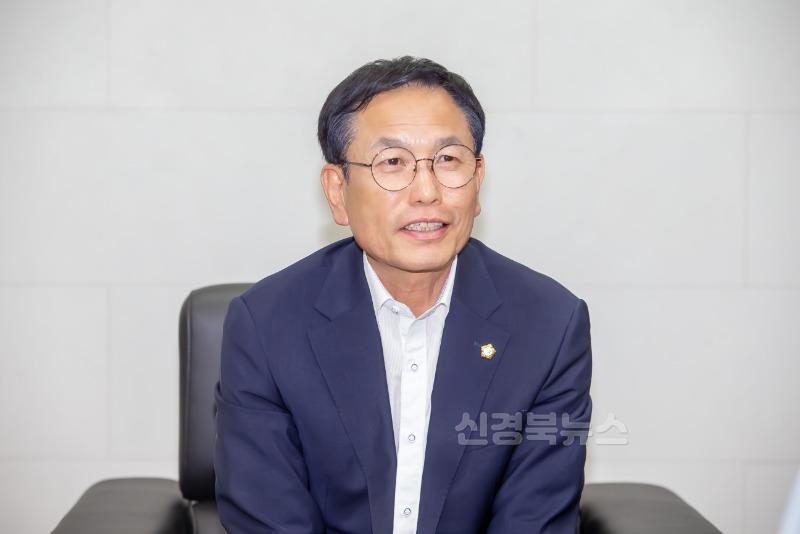 박교상 의장.jpg