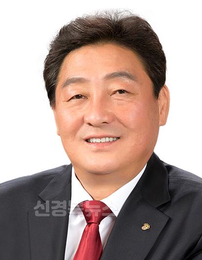 프로필사진(이동협 의장).jpg