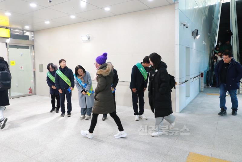 울진군 철도 역사의 첫 걸음 ~ 동해선 울진역 첫 운행 2.JPG