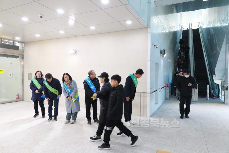 울진군 철도 역사의 첫 걸음 ~ 동해선 울진역 첫 운행 5.JPG