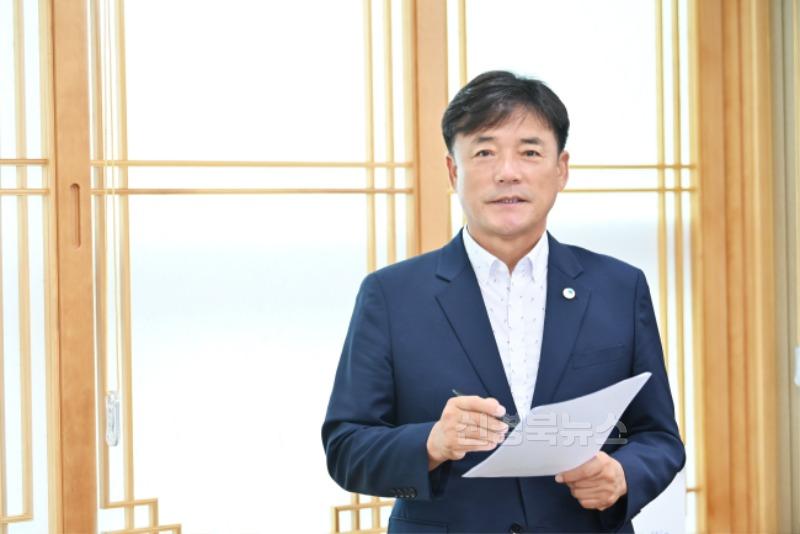250102보도자료(청송군, 2025년 새해 군정운영 방향 발표[윤경희 청송군수]) (2).jpg