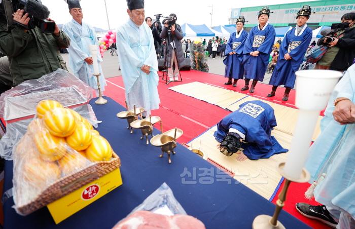 [크기변환]성주군사진(성주참외 월항면에서 올해 첫 출하  명품 과일 시작을 알리다!)-1.jpg