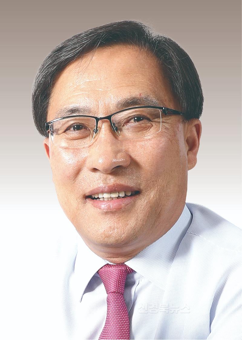 2 0108 문경시사진자료(사)박열의사기념사업회, 신임 이사장“서원”취임)-문화예술과.jpg