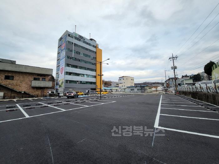 [크기변환]0110 안동시  주차난 해소를 위한 적극행정 펼쳐 (1)-송현오거리 공영주차장.jpg