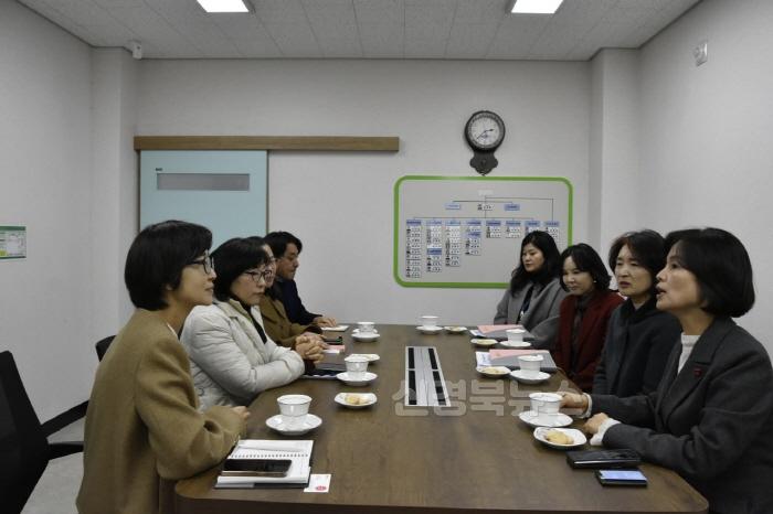 [크기변환]2. 새해 맞아 사회복지 기관·단체 방문.jpg