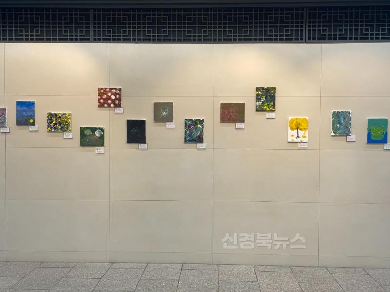 [경산시보도자료]경산시청소년문화의집，「그리는 대로，손가는 대로，마음가는 대로」청소년 작품 전시(2).jpeg
