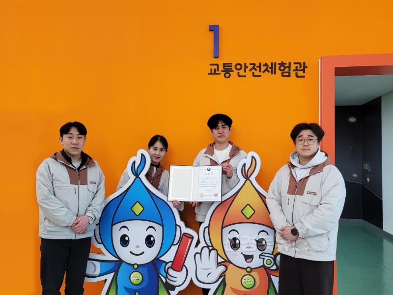 사진1.jpg