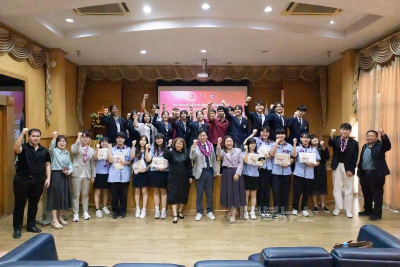 국제교류단 방문 (2).jpg