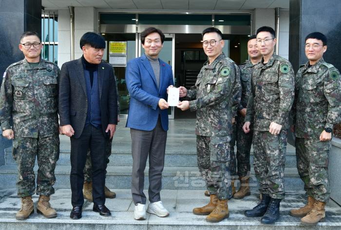 [크기변환][경산시보도자료]조현일 경산시장, 설 명절 비상근무기관 근무자 격려(2).jpg