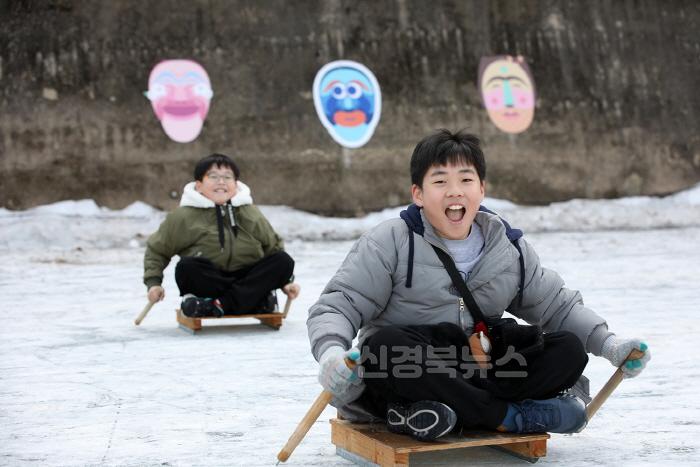 [크기변환]0127 영남지역 최대 겨울 축제  2025 안동암산얼음축제 성황리 폐막 (4).jpeg