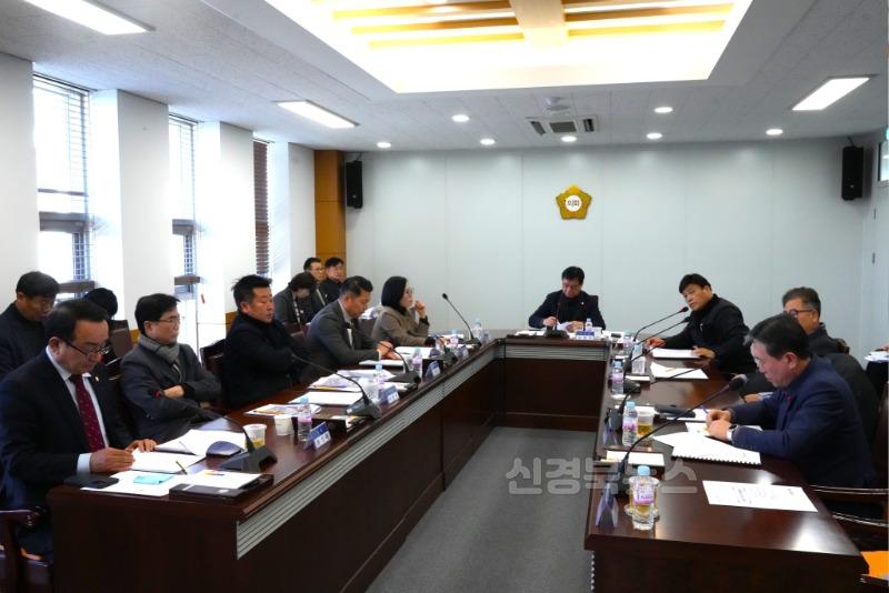 2월 5일 정례간담회 보도자료 사진.JPG