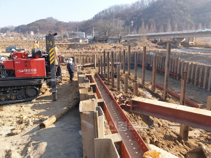 [크기변환]예천취수장 집수매거 수해복구공사 현장.jpg