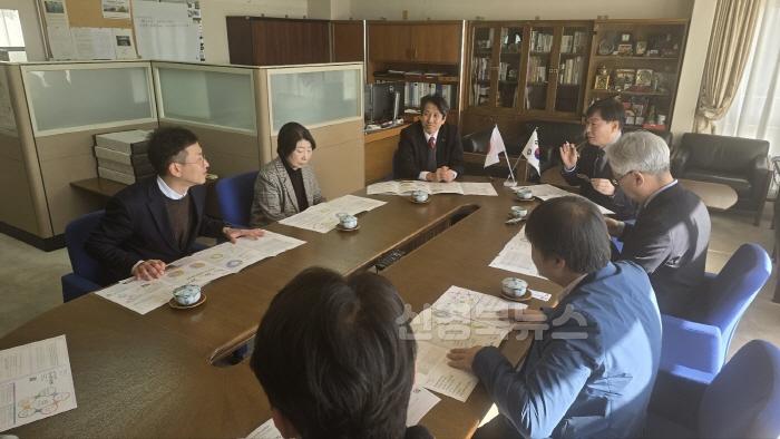 [크기변환]토요하시기술과학대학교 미팅사진.jpg