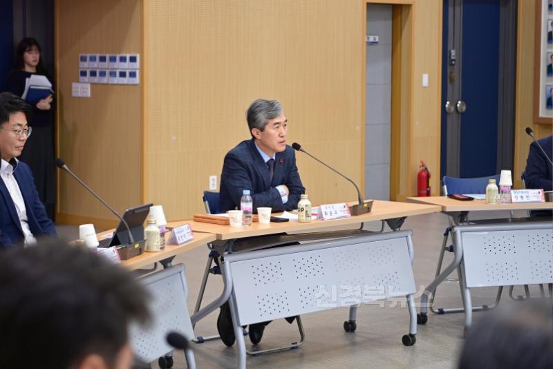김천시, 「1조원 신사업 발굴 프로젝트」 정책보고회 개최-기획예산실(사진4).JPG