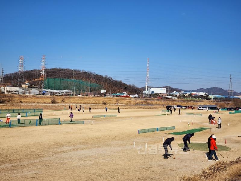 파크골프 열풍! 김천시 파크골프장 확충에 나서-스포츠산업과(사진).jpg