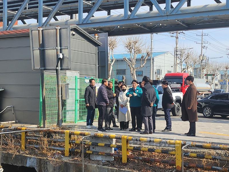 [붙임]_폐수_유출_현장_점검_1.jpg