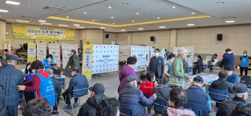 2 [사진] 영천시, 찾아가는 의료서비스 ‘농촌왕진버스’ 출발 (2).jpeg