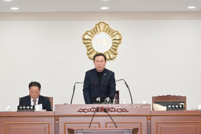 [크기변환]★2025. 3. 6 제312회 임시회 개회.jpg