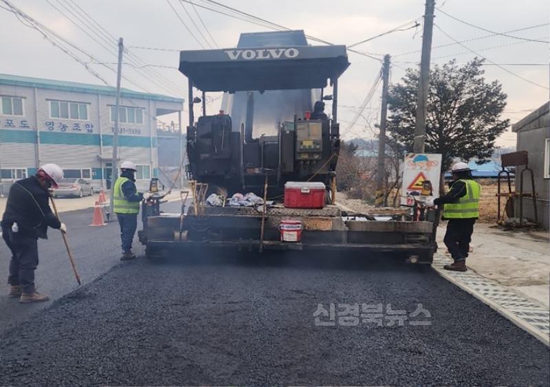 영주-3 영주시는 3월부터 12월까지 시가지 내 19개 구간을 대상으로 아스콘 포장을 실시한다.jpg