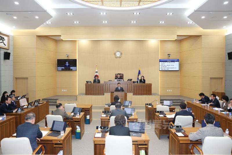 (예천군)예천군의회 제277회 임시회 폐회 (2).JPG