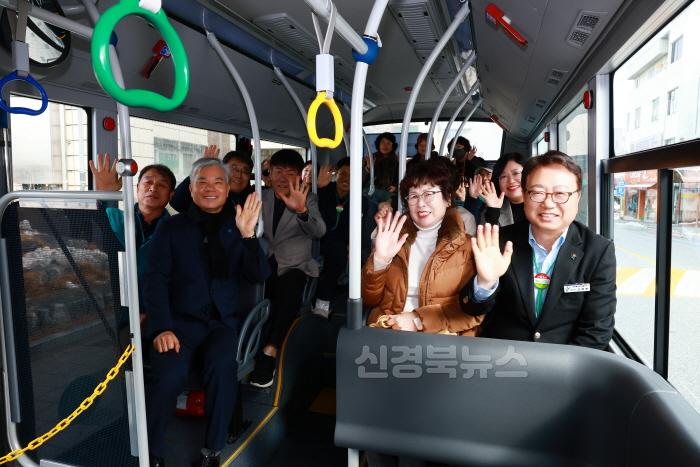 [크기변환]농어촌버스 무료 협약식 체결 및 시승행사1.jpg