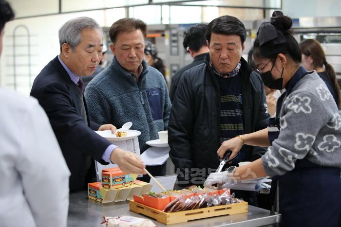 [크기변환][일자리경제과]낭만야시장 품평회 사진(3).jpeg