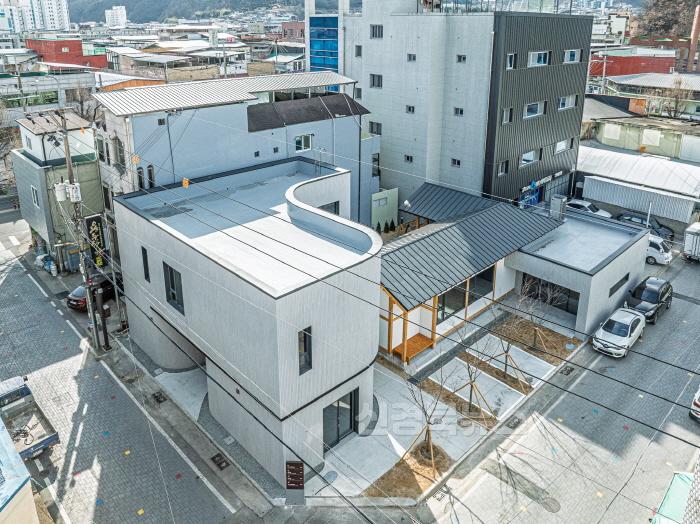 [크기변환]감호지구, 꿈꾸는 감호와 행복 은빛 준공으로 지역 활성화의 전환점 맞다-원도심재생과(사진1_꿈꾸는 감호).jpg
