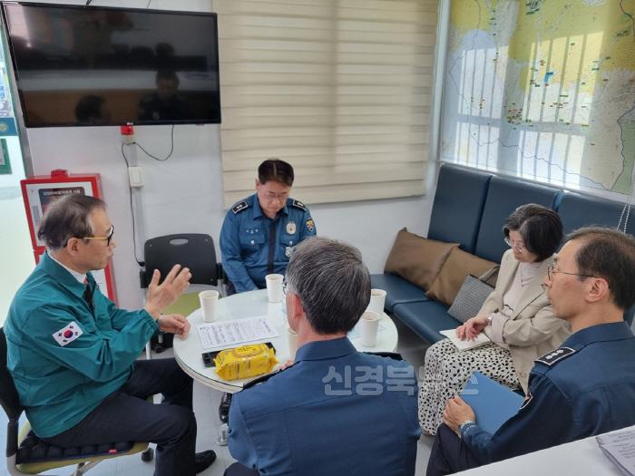 [크기변환][붙임]_대구광역시자치경찰위원회_팔공_공산_파출소_현장_방문_4.jpg