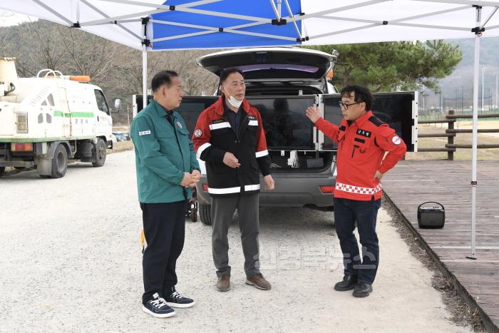 [크기변환]0327 문경시 사진자료(문경시, 의성 산불 확산 대비 대응태세 점검 및 사전준비 총력!) - 산림녹지과2.jpeg