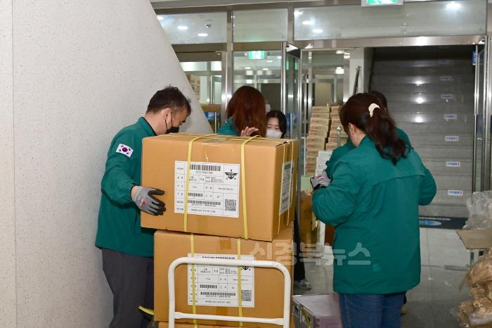 [크기변환]250328보도자료(청송군, 28일 산불 진화 89% 완료 잔불정리 및 피해 복구 총력) (8).jpg