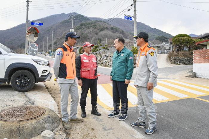 [크기변환]0401 문경시 사진자료(문경시, 대형산불 예방을 위한 행정명령 발동) - 산림녹지과1.jpg