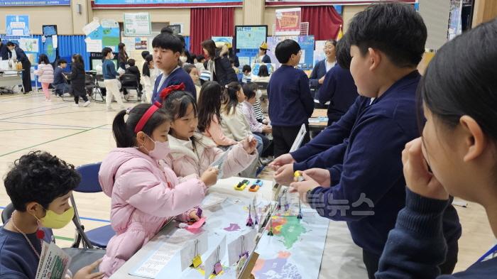 [크기변환]1. 전국 최초 IB 초·중·고 연계 운영, 군위에서 시작된다!-군위초.jpg