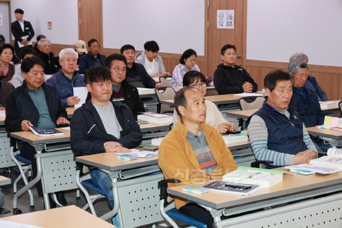 [크기변환]2025 04 02 농업인대학 사과특화과정 개강식(농업기술센터)62.JPG