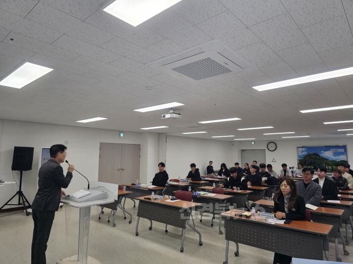 [크기변환][교육지원과] 2025학년도 초중고 학교체육 기본방향 전달 연수 실시(2).jpg