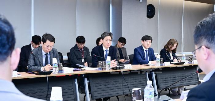 [크기변환][붙임2]_대구광역시_미국_자동차_관세_대응_대책회의_6.jpg