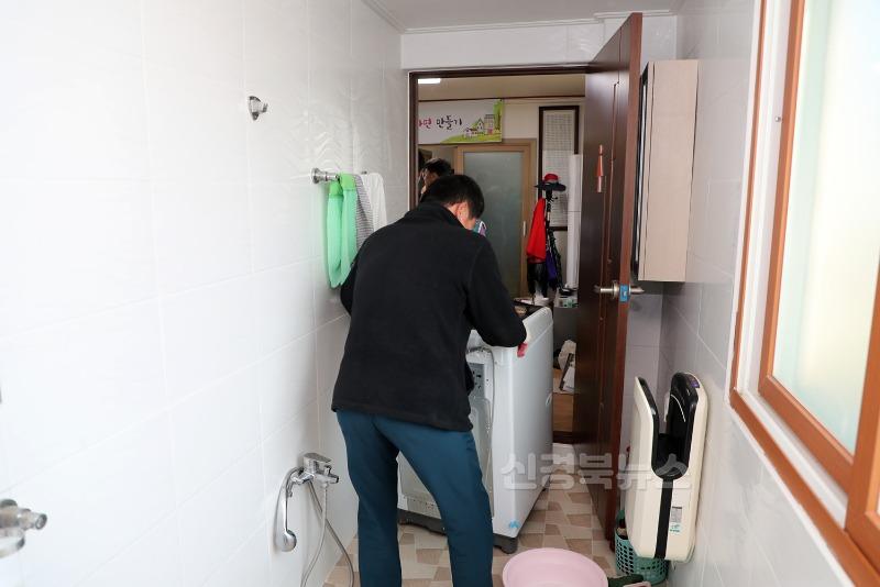 0403 안동시, 산불피해 주민 거주 경로당 지원에 총력 (2).JPG