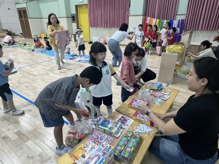 [크기변환]5.경북교육청, 유치원 거점형 방과후 과정 운영..소규모 유치원 교육력 높인다!(방과후 과정 내실화와 특성화 프로그램 공동 운영)_01.jpg