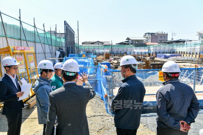[크기변환]영주-1-1 영주시 시민 불편 해소 위한 주요 사업장 점검(더이음 어울림센터).jpg