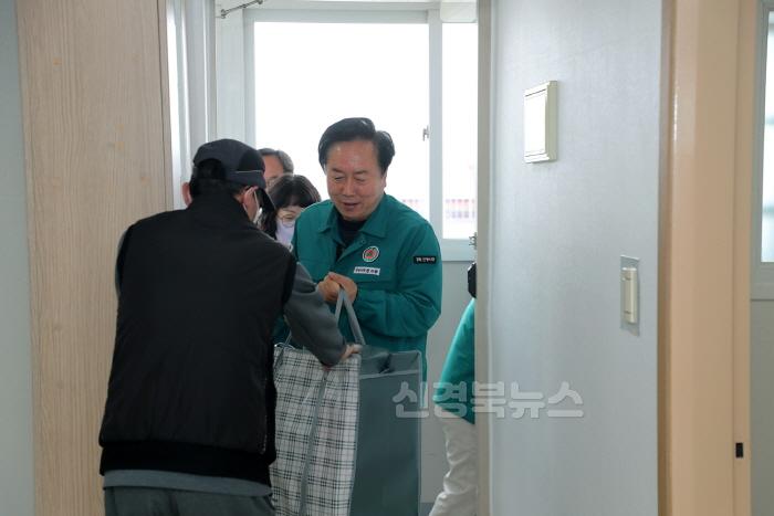 [크기변환]0410 안동시 산불피해 이재민  공공임대주택 긴급 주거지원 입주 시작 (3).JPG