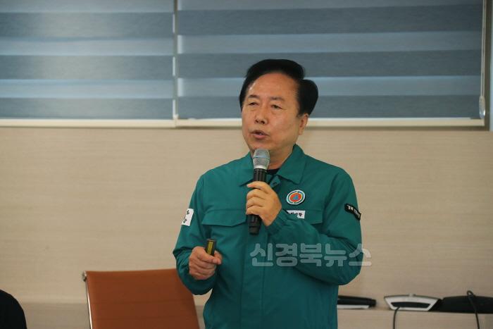 [크기변환]0410 안동시  브리핑 통해 신속한 산불 복구 의지 표명 (2).JPG