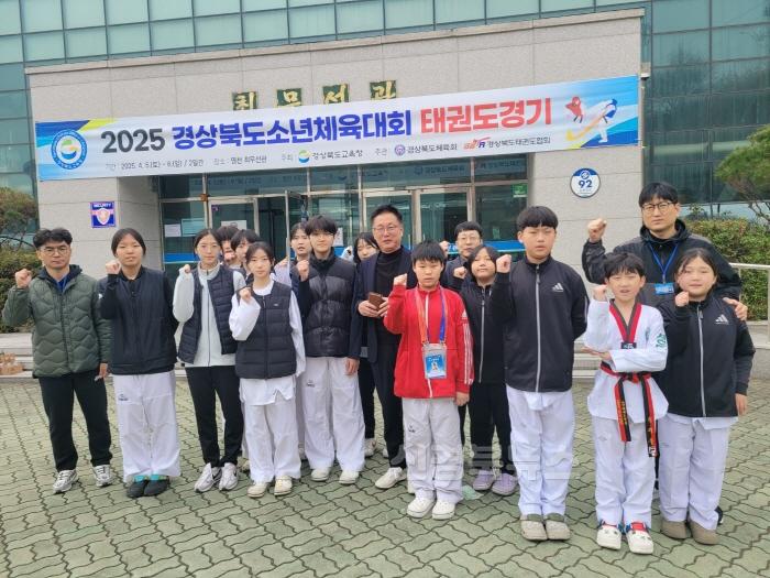 [크기변환][교육지원과]청도교육지원청, 전국소체를 향해 금빛 날개를 펼치다!1.jpg