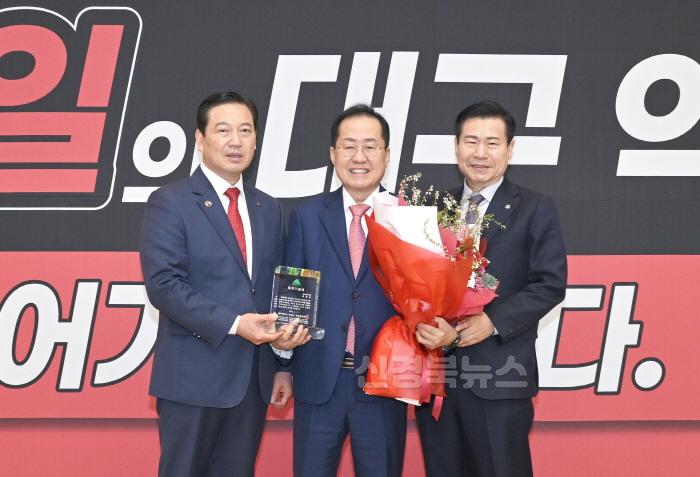[크기변환][붙임] 제35대 홍준표 대구광역시장 퇴임식 7.jpg