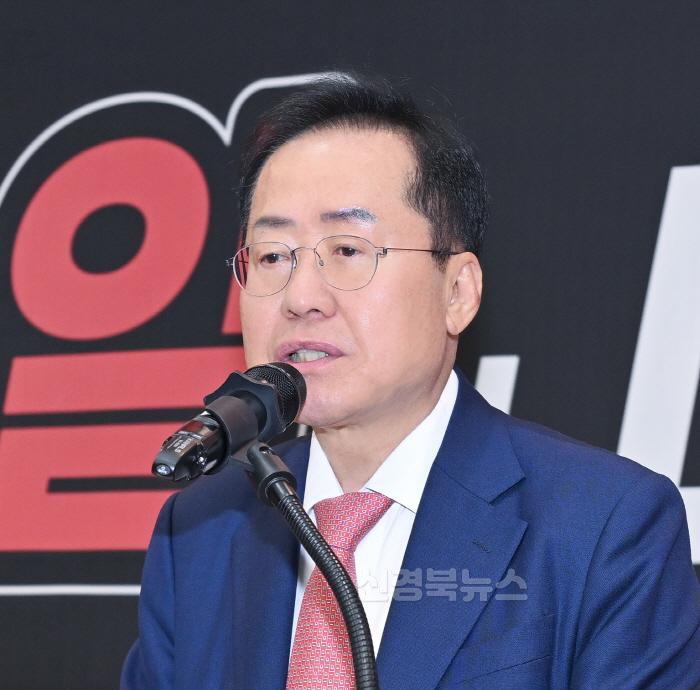 [크기변환][붙임] 제35대 홍준표 대구광역시장 퇴임식 12.jpg