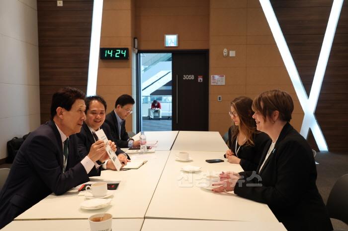[크기변환]250415 ICLEI 세계총회 유치 나선 포항시, 국제사회 향한 본격 승부수 던진다4.jpg